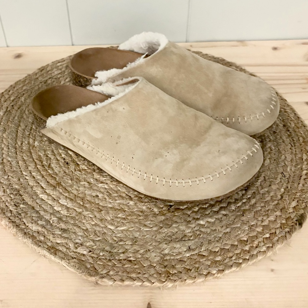 Jenni Kayne Beige Suede Shearling-Lined Slip-On Mules